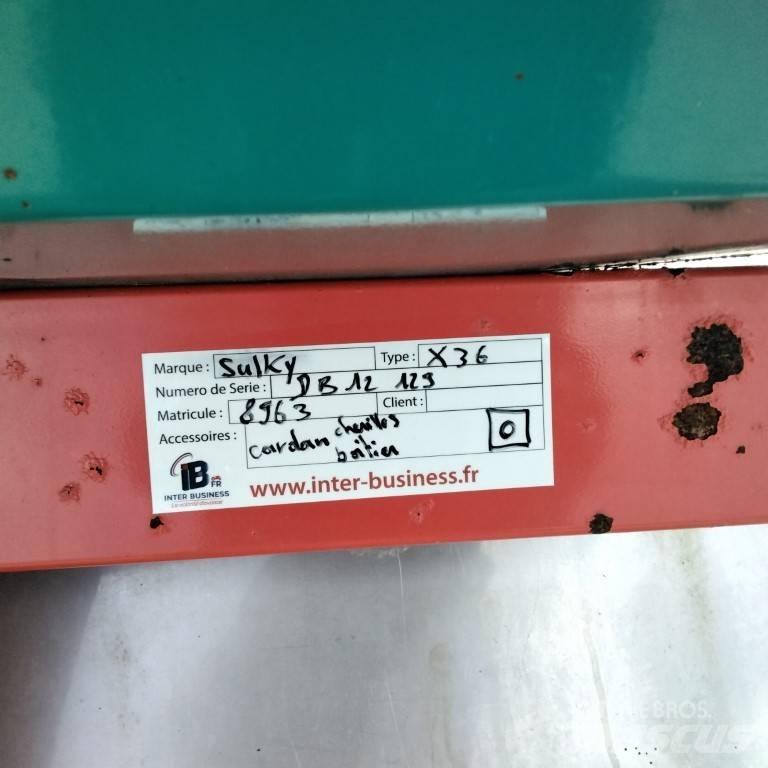 Sulky X36 Mineraalväetise laoturid