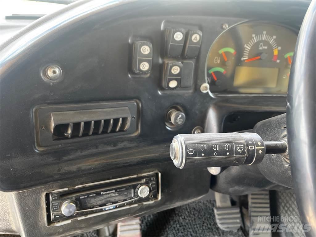 CAT 770 Muu