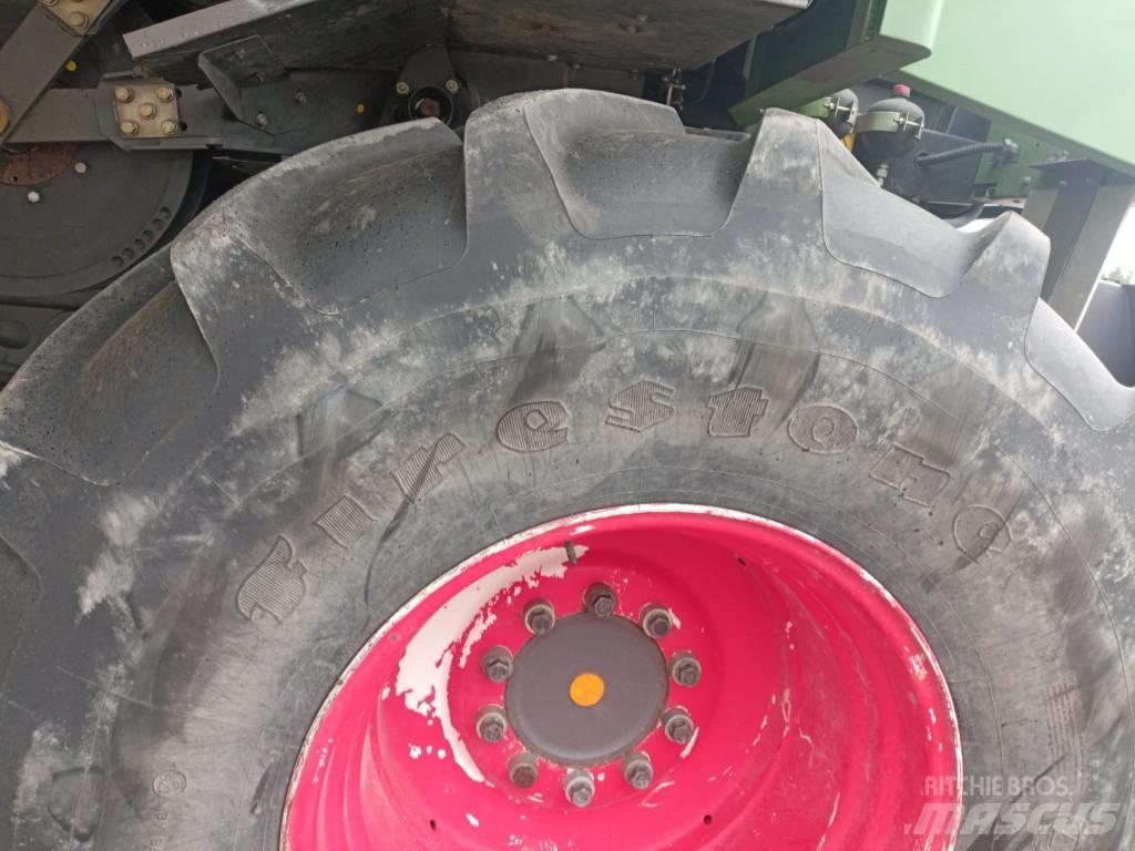 Fendt 9470 X Hybrid Teraviljakombainid
