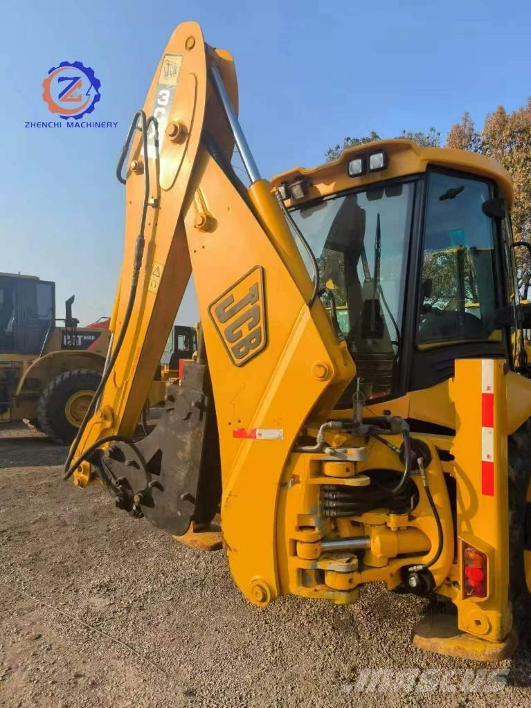 JCB 3 CX Ekskavaatorlaadurid