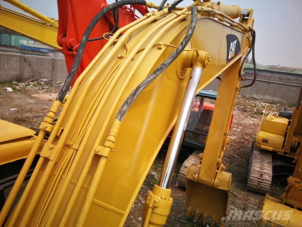 CAT 320 B L Roomikekskavaatorid