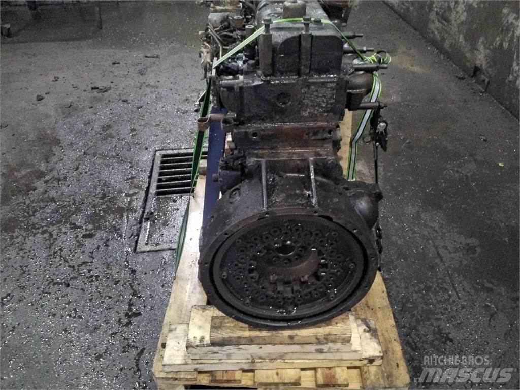 Sisu Komatsu 895 Mootorid
