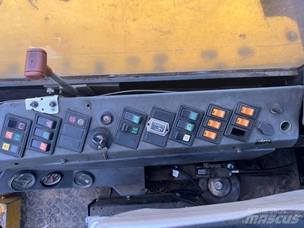 Yanmar C 60 R Roomikkallurid