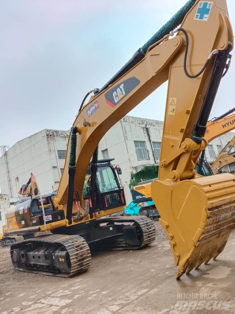 CAT 330 D Roomikekskavaatorid