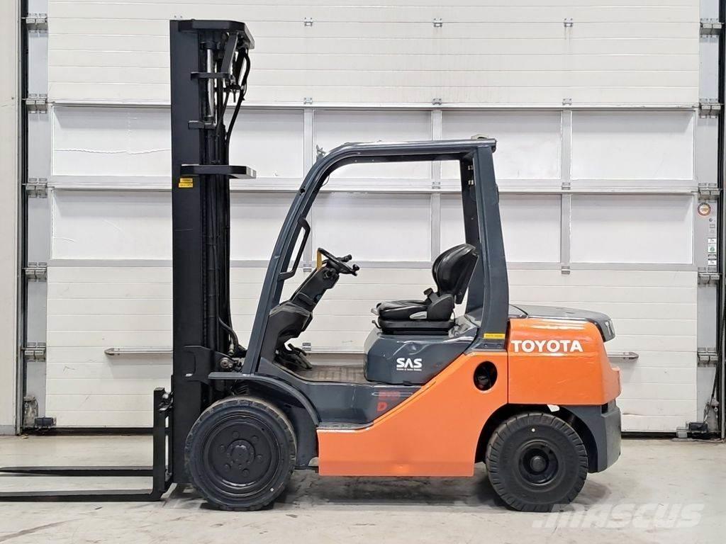 Toyota 02-8FDF30 Diiseltõstukid