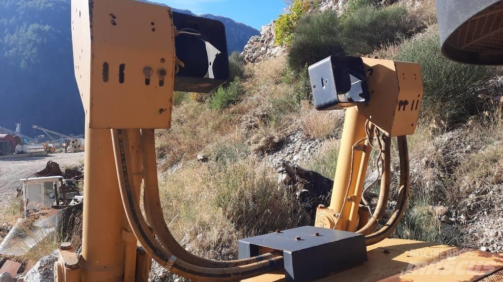 CAT D 8 R II Buldooserid