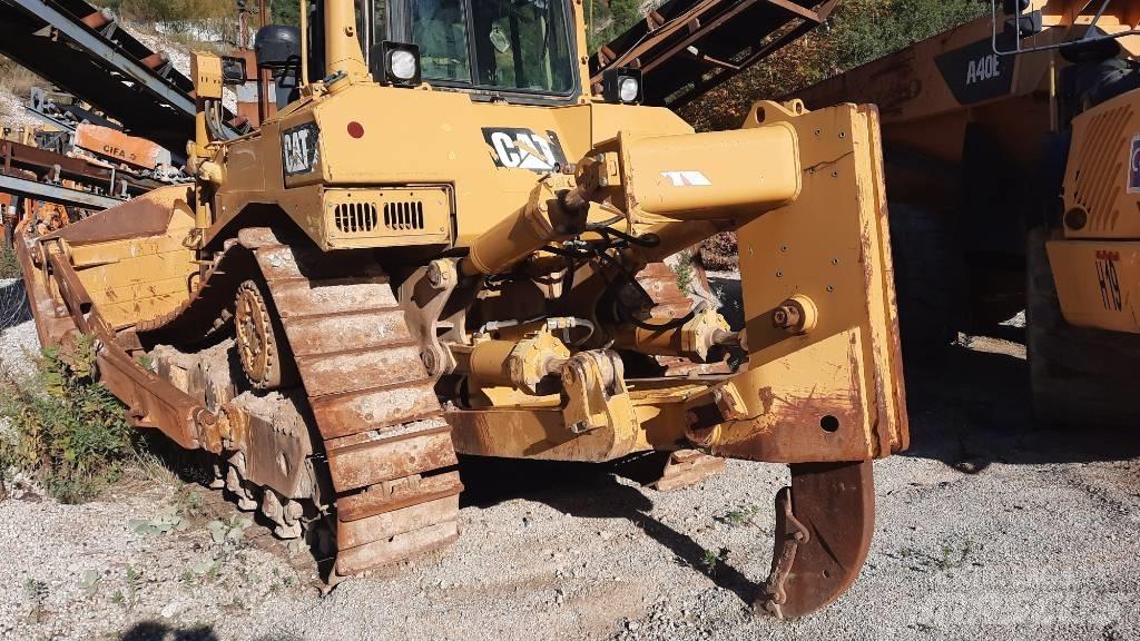 CAT D 8 R II Buldooserid
