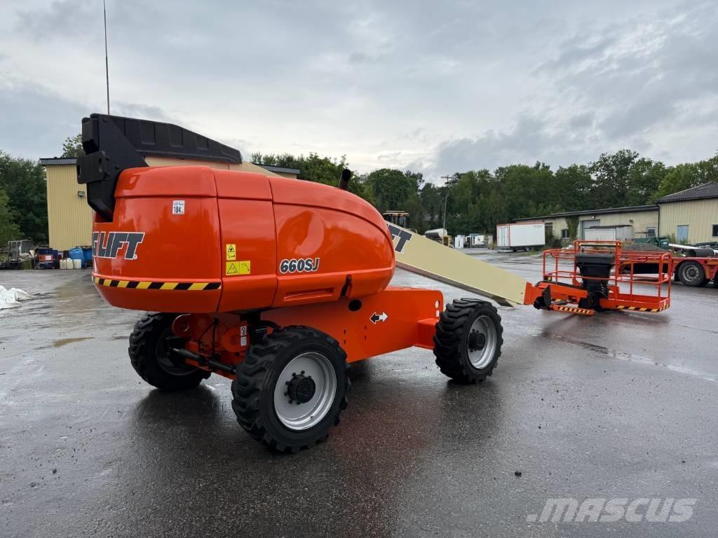 JLG 660 SJ Iseliikuvad poomtõstukid