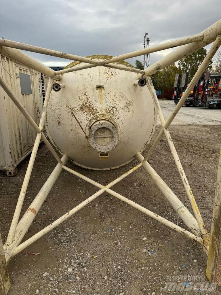  Silo 18 m3 Tornhoidlate tühjendusseadmed
