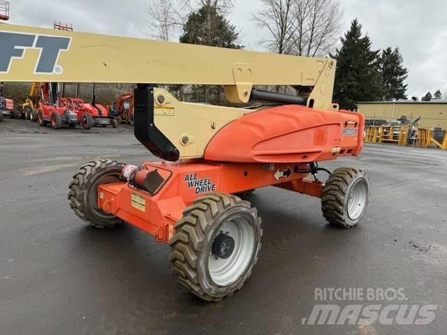 JLG M 600 JP Iseliikuvad poomtõstukid