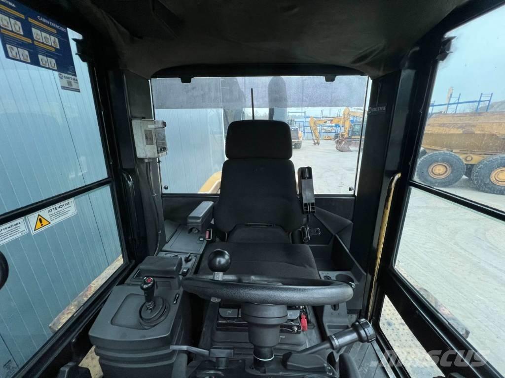 CAT 938G Rataslaadurid