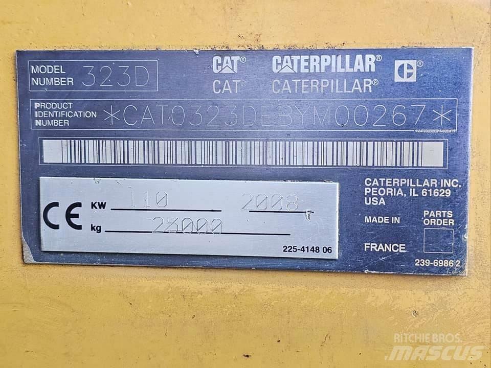 CAT 323 D L Roomikekskavaatorid