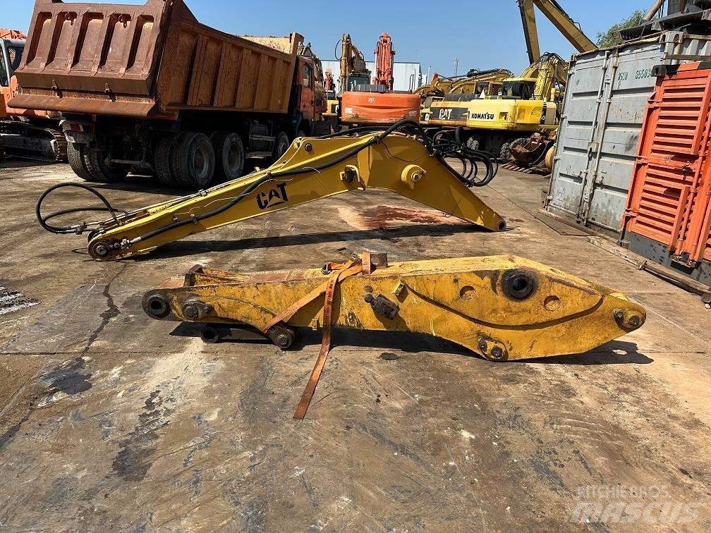 CAT 214 B FT boom Ratasekskavaatorid