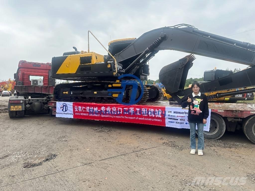 Komatsu PC200-7 Roomikekskavaatorid