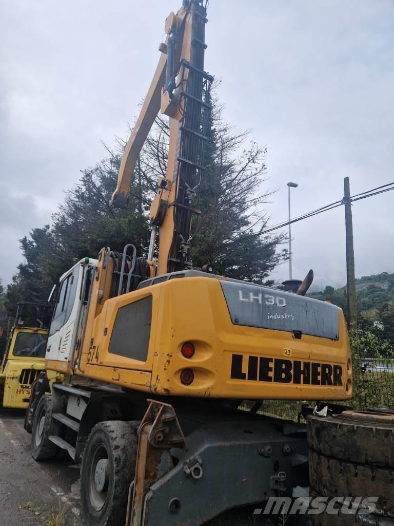 Liebherr LH 30 M Materjalikäitlusmasinad