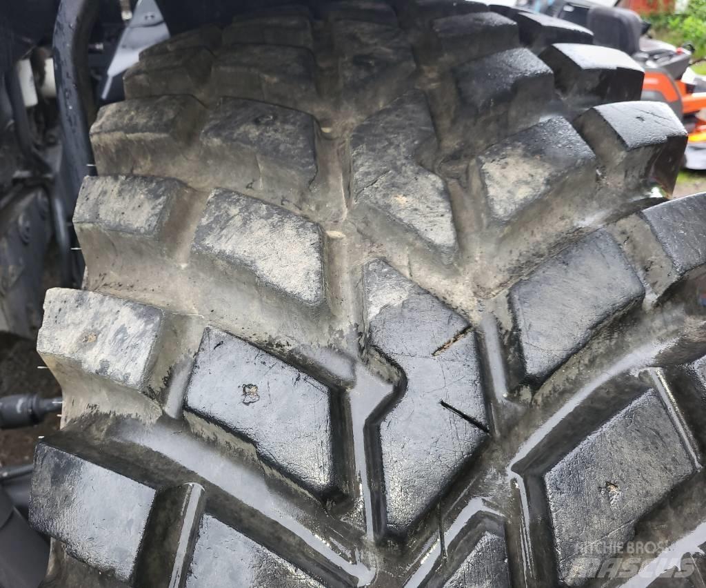 Valtra T 235 D Traktorid