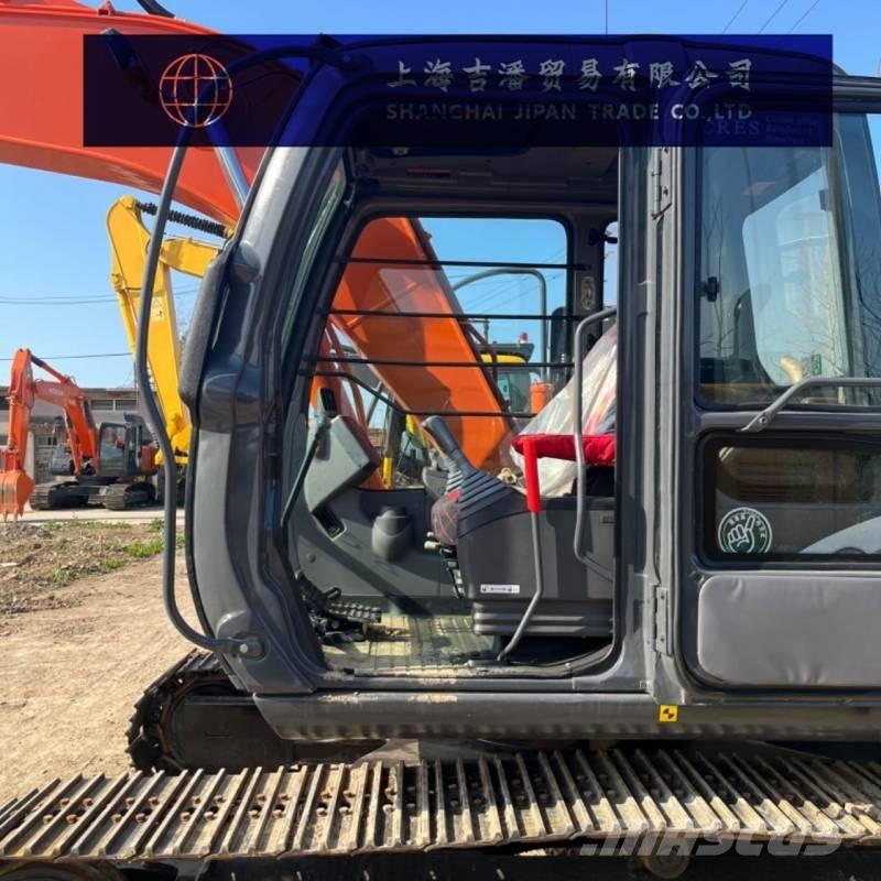 Hitachi ZX 120 Roomikekskavaatorid