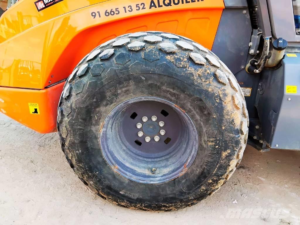 Hamm H 16 i Ühe trumliga rullid