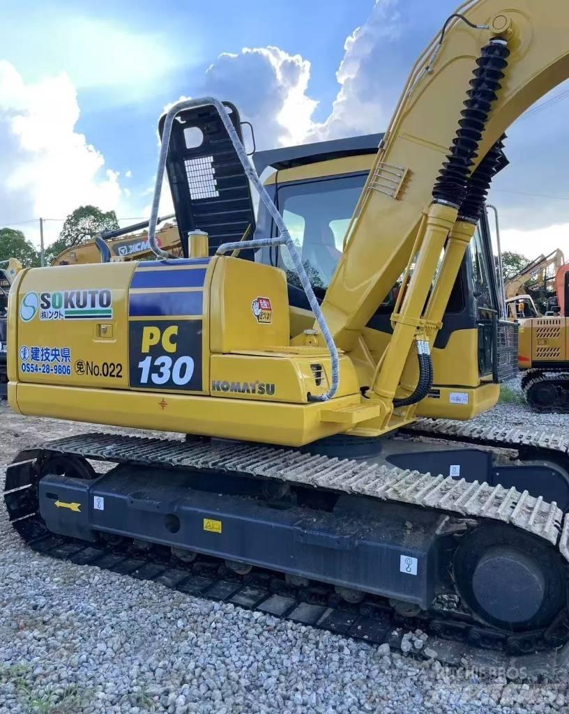 Komatsu PC 130 Väikeekskavaatorid 7t-12t