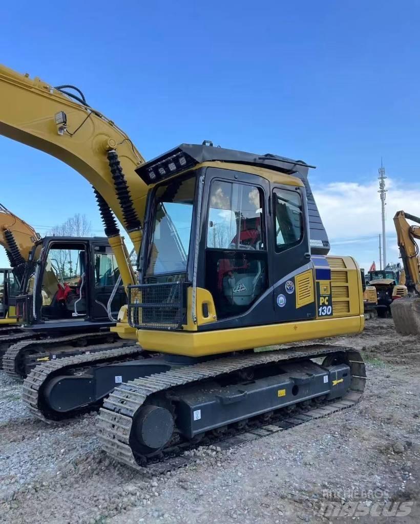 Komatsu PC 130 Väikeekskavaatorid 7t-12t