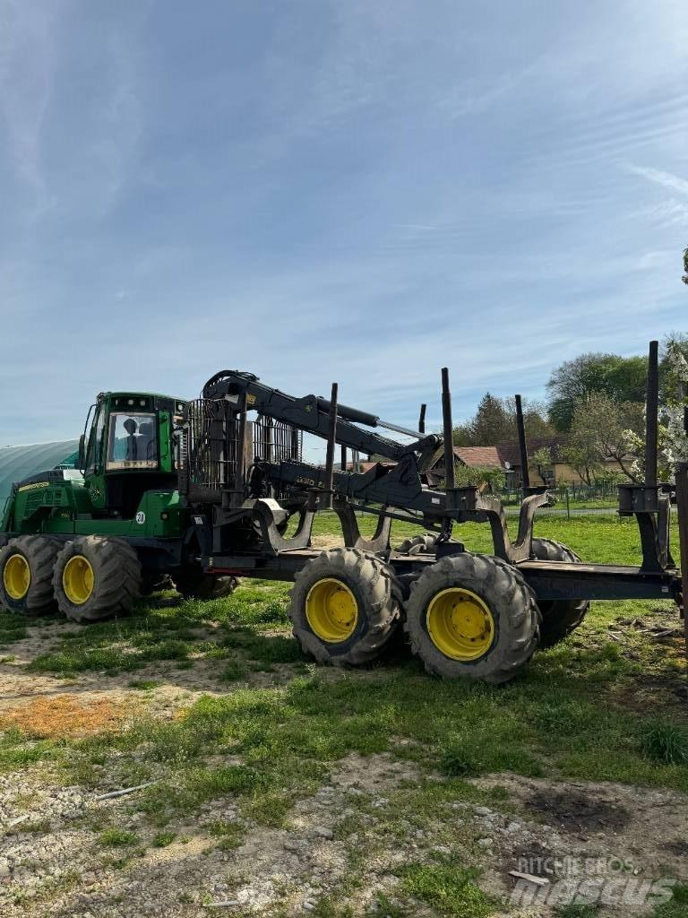 John Deere 1510G Forwarderid