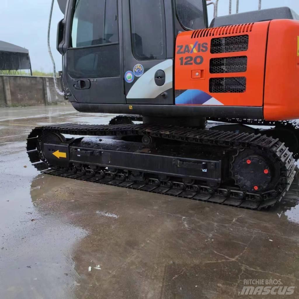 Hitachi ZX 120 Roomikekskavaatorid