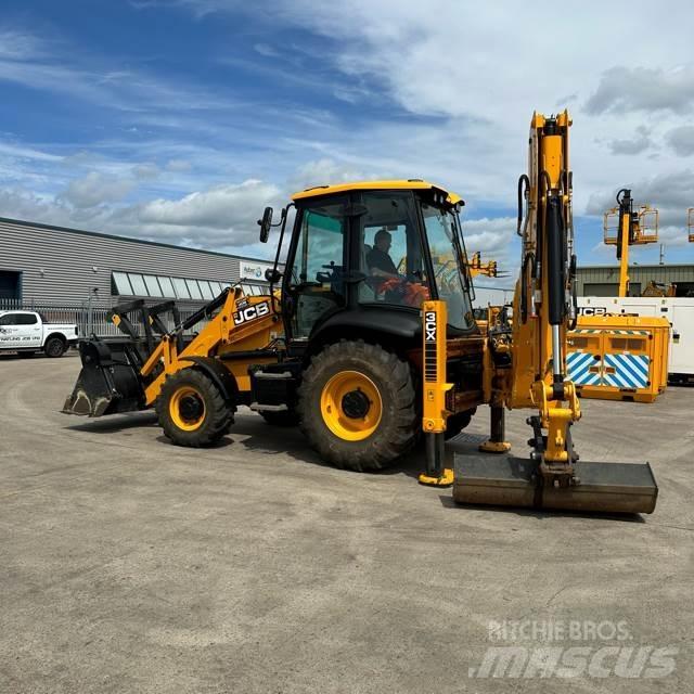 JCB 3CX Plus Ekskavaatorlaadurid