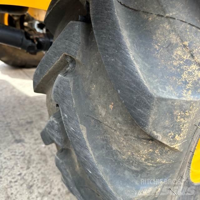 JCB 3CX Plus Ekskavaatorlaadurid
