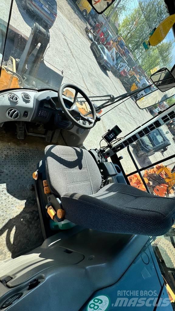 Volvo L 90 F Rataslaadurid