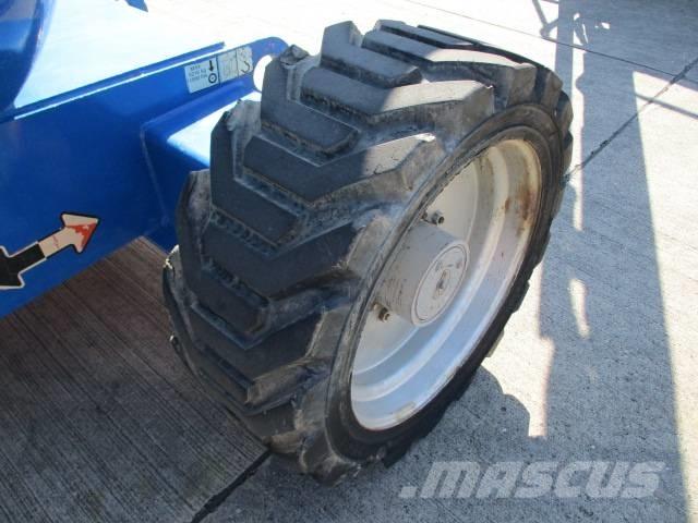 JLG 600 AJ (253) Kompaktsed poomtõstukid