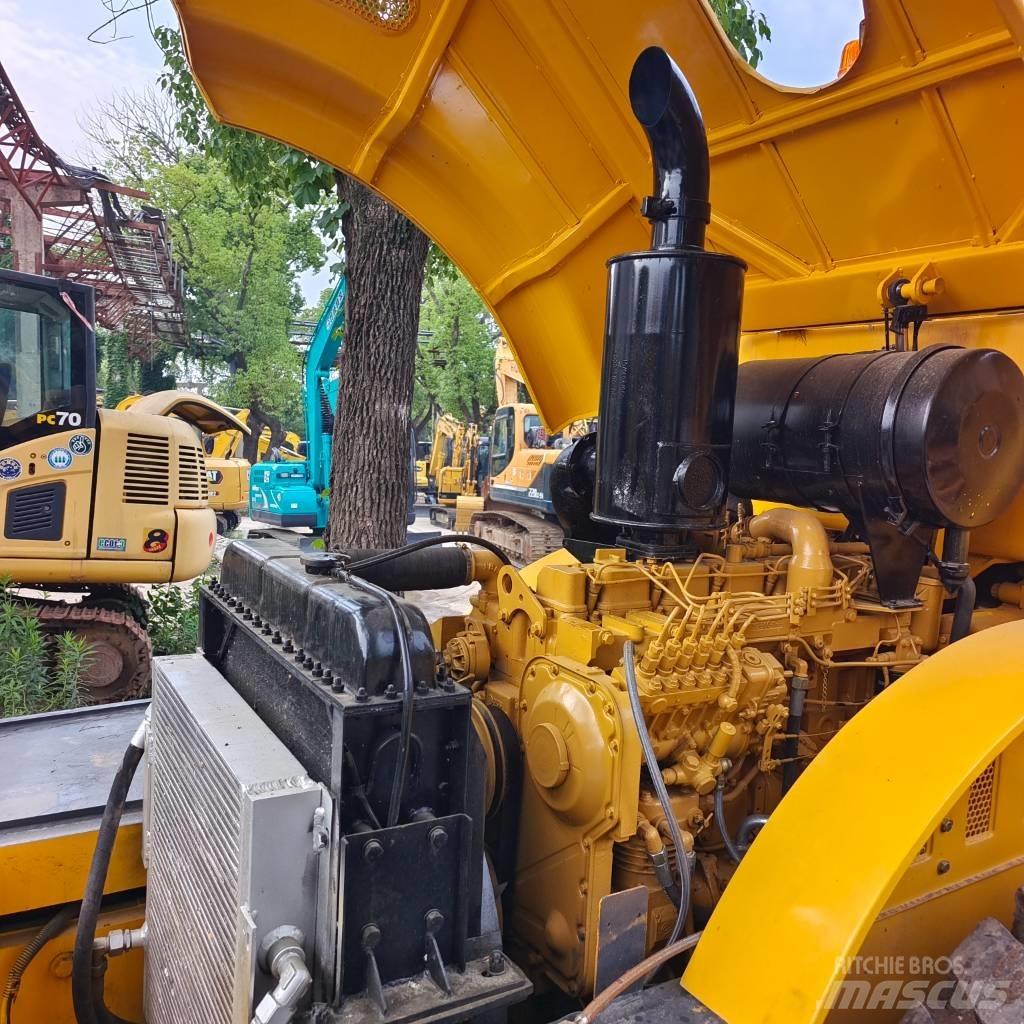 XCMG XS 223 J Ühe trumliga rullid