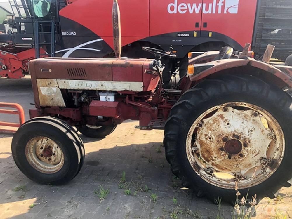 IH 453 Traktorid