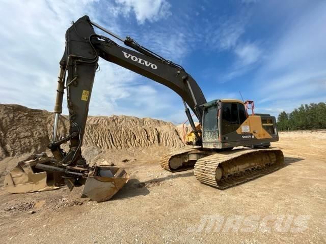 Volvo EC 300 EL Roomikekskavaatorid