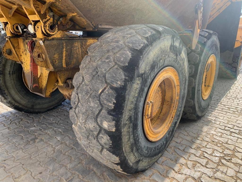 Volvo A 30 D Liigendraamiga pinnaseveokid
