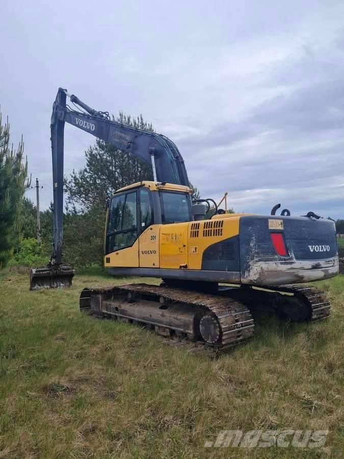 Volvo EC 210 C L Pika noolega ekskavaatorid