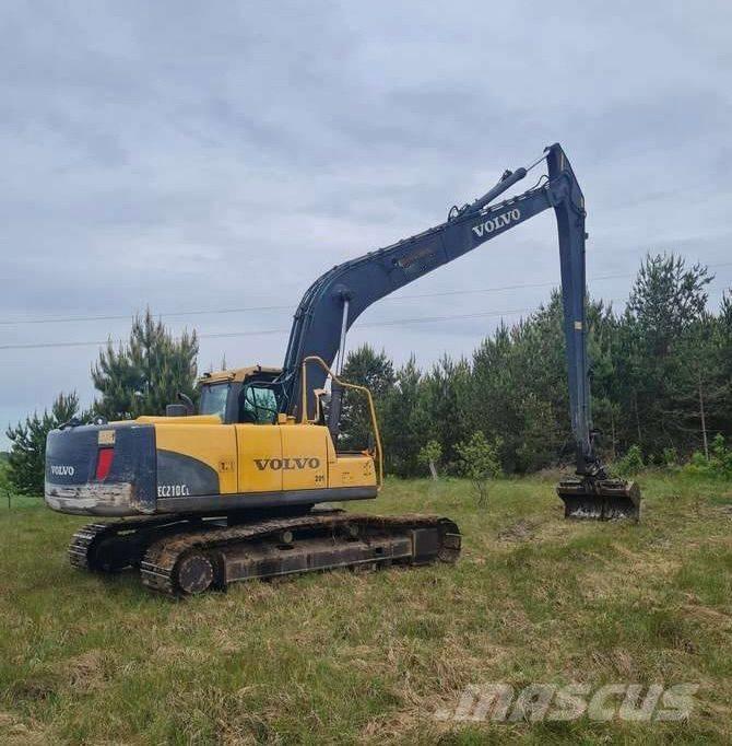 Volvo EC 210 C L Pika noolega ekskavaatorid