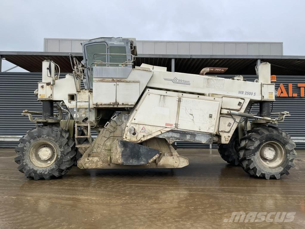 Wirtgen WR 2500S Asfaldi taaskasutuse masinad