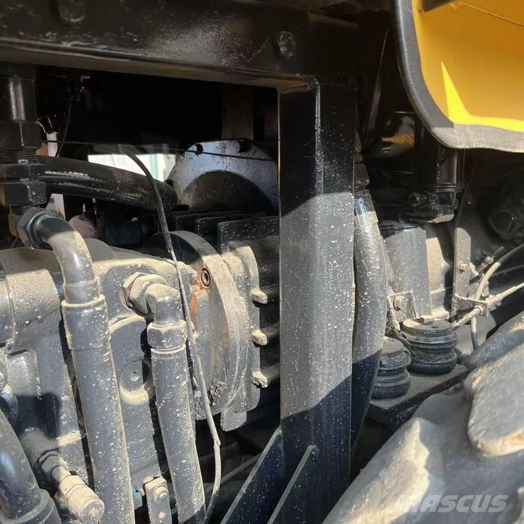 Dynapac CA 30 D Ühe trumliga rullid