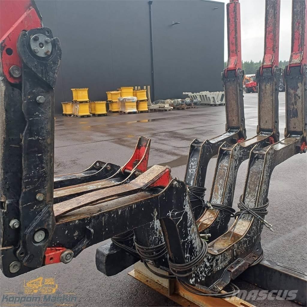 Komatsu 895 Muud osad