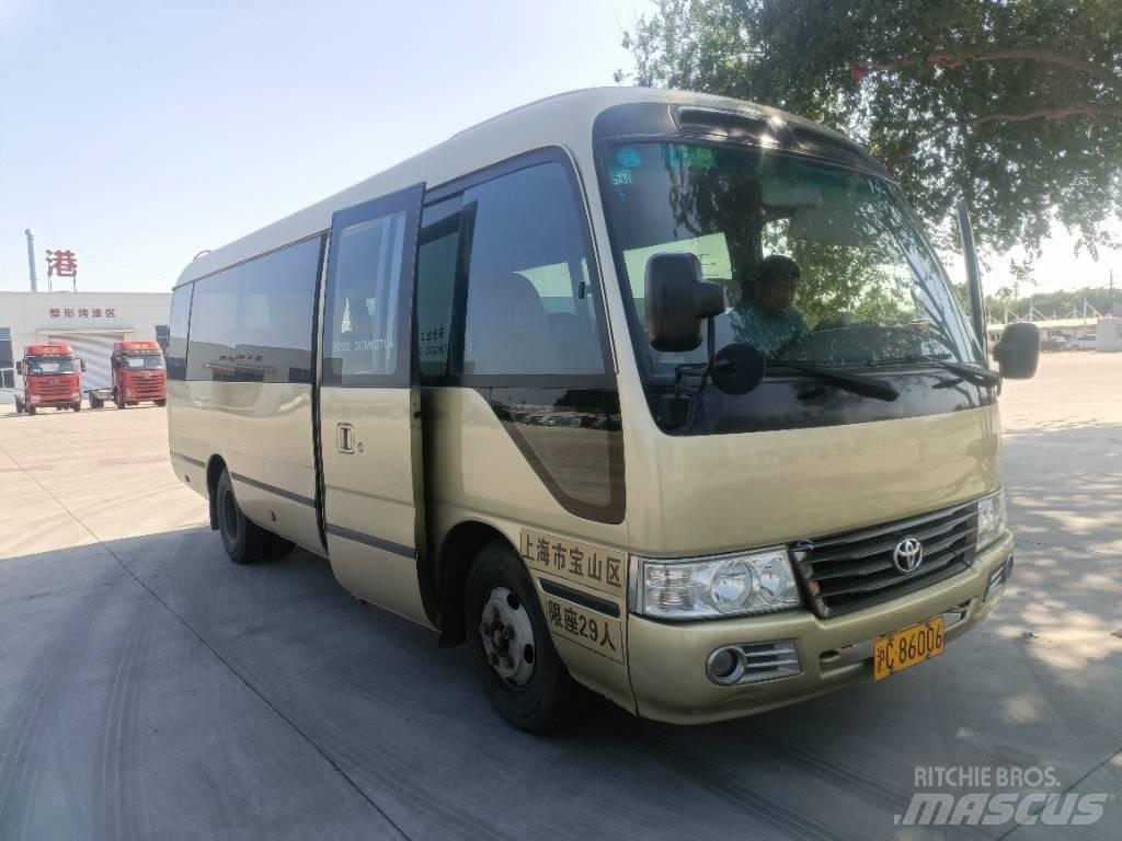 Toyota Coaster Bus Väikebussid