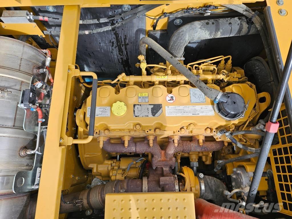 CAT 336 Next Gen Roomikekskavaatorid