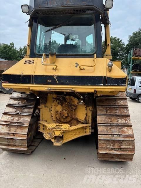 CAT D 6 M XL Buldooserid