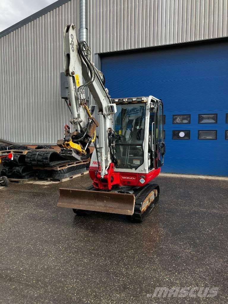 Takeuchi TB 230 Miniekskavaatorid < 7 t