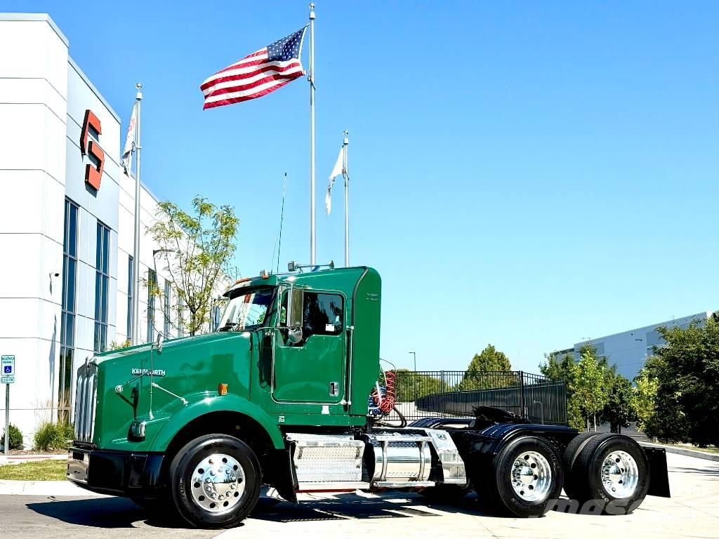 Kenworth T 800 Sadulveokid
