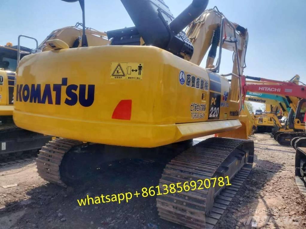 Komatsu PC 220-8 Roomikekskavaatorid