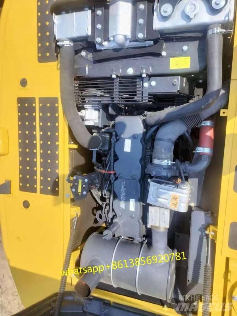 Komatsu PC 220-8 Roomikekskavaatorid