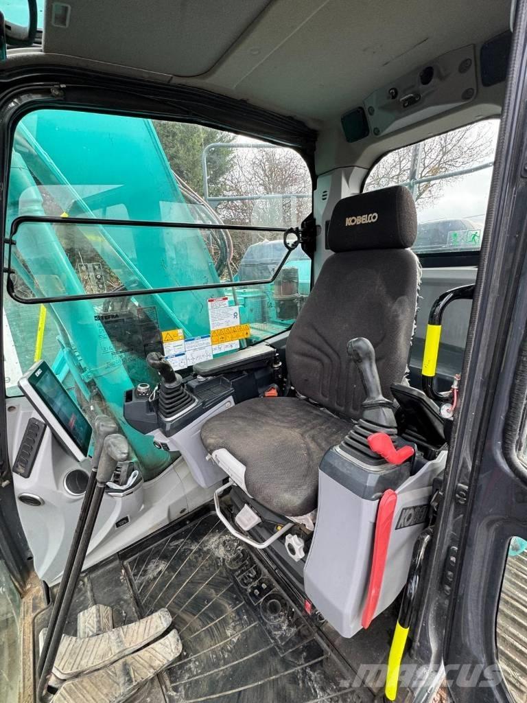 Kobelco SK140SRLC-7 Roomikekskavaatorid