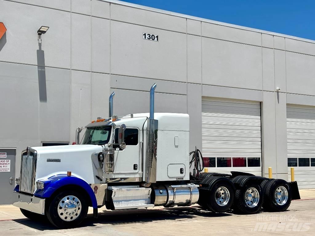 Kenworth W 900 Sadulveokid