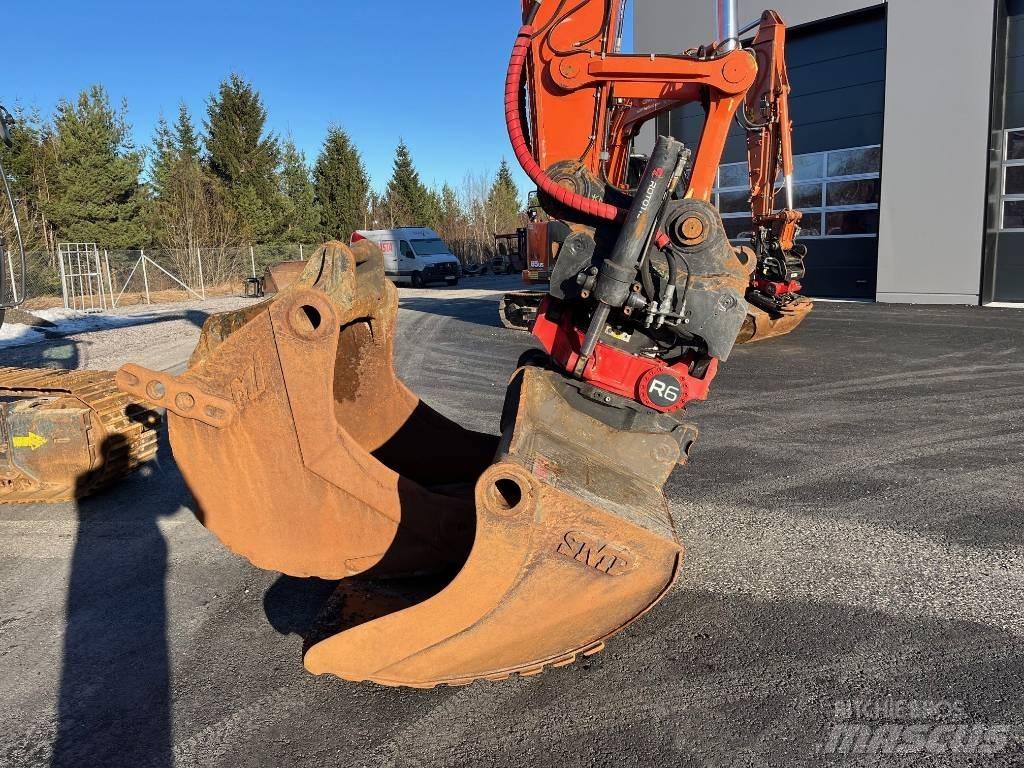 Hitachi ZX 210 LC-6 Roomikekskavaatorid