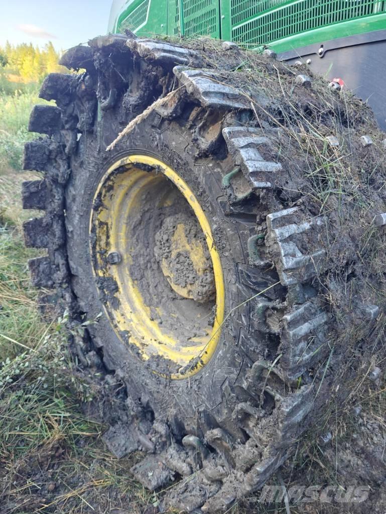 John Deere 1270 G Harvesterid